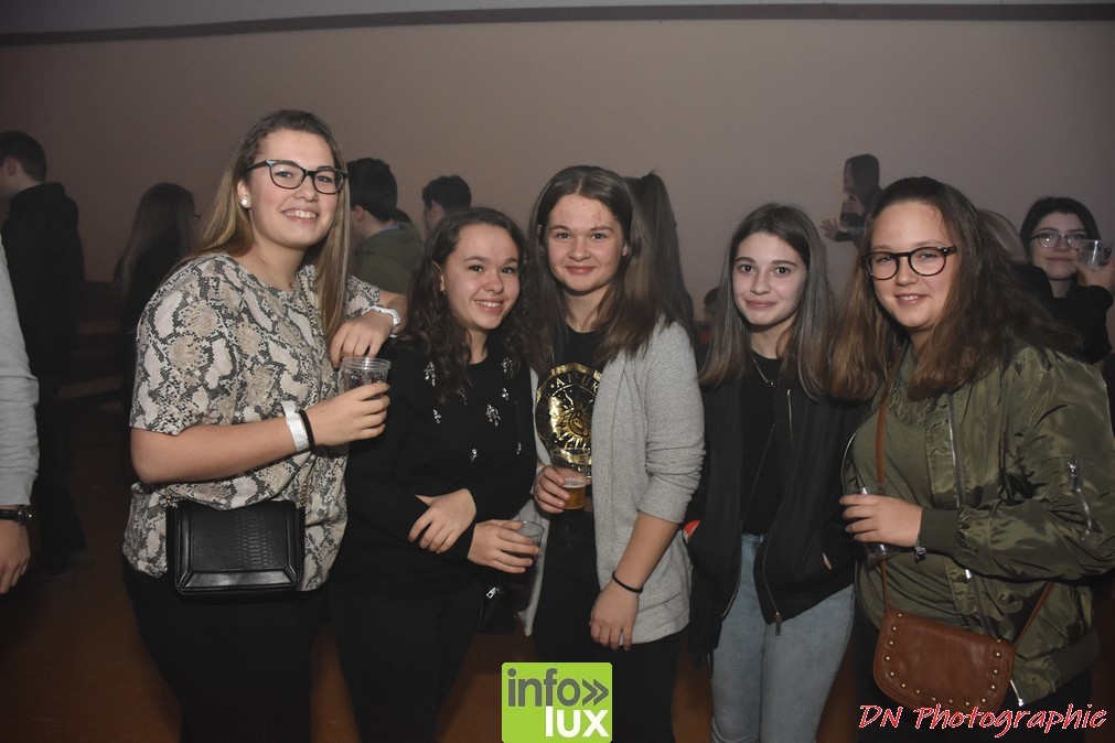 //media/jw_sigpro/users/0000002463/bal des rethos izel/k 33